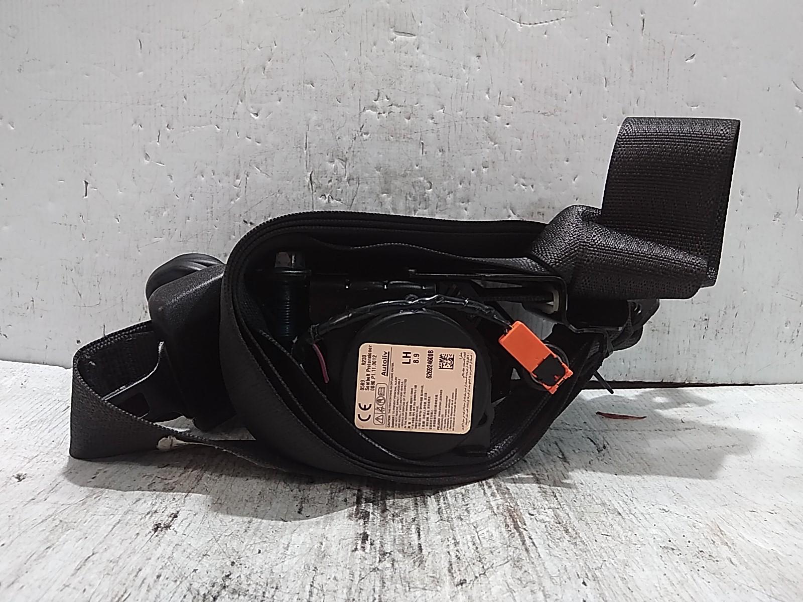 View Auto part Seatbelt/Stalk Isuzu Mu-x 2020