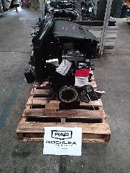 892963