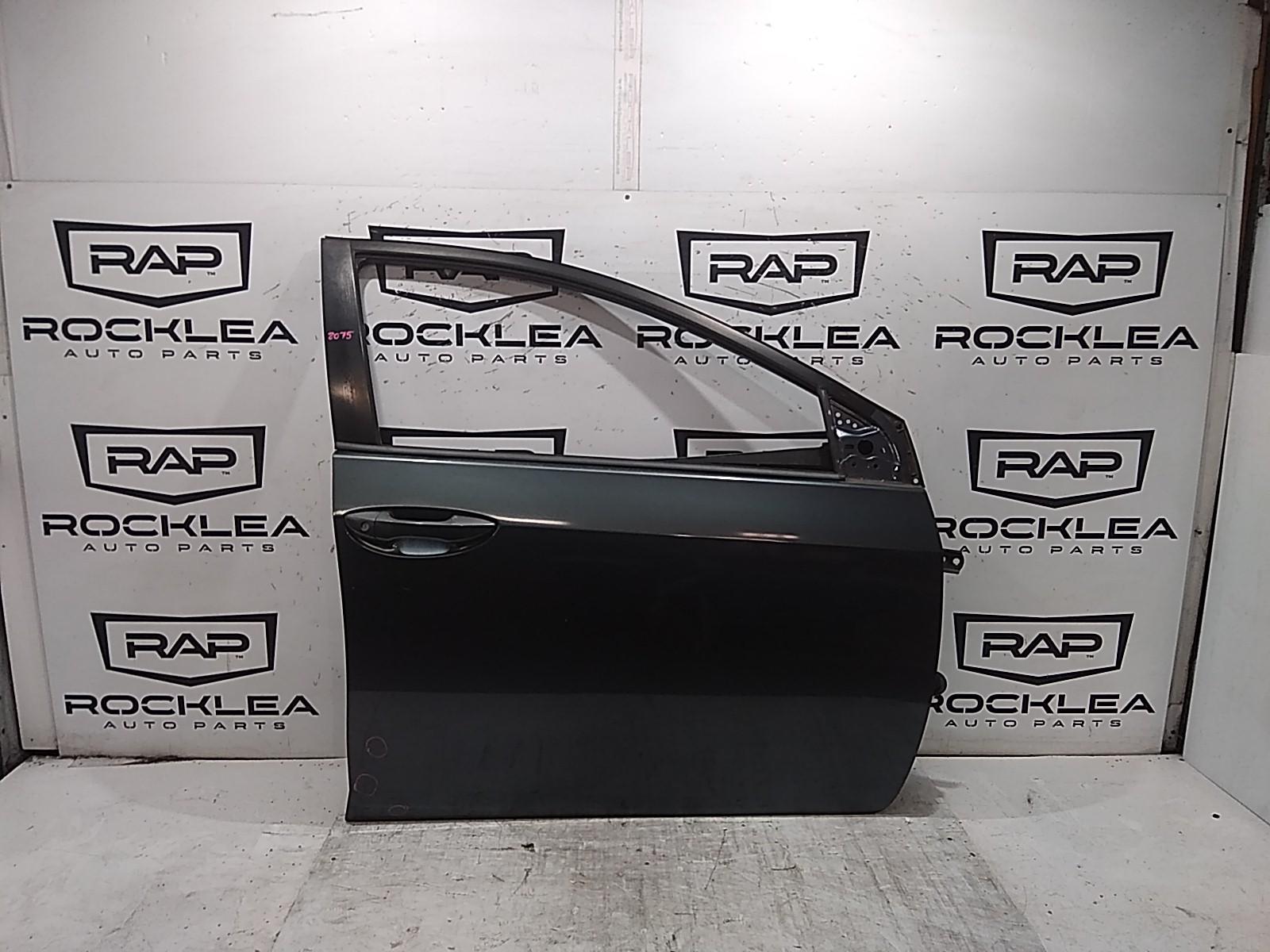2014 Toyota Corolla Right Front Door View Auto part Right Front Door Toyota Corolla 2014