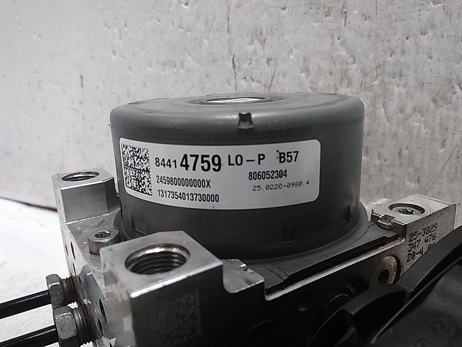 2018 Holden Equinox Abs Pump/Modulator View Auto part Abs Pump/Modulator Holden Equinox 2018