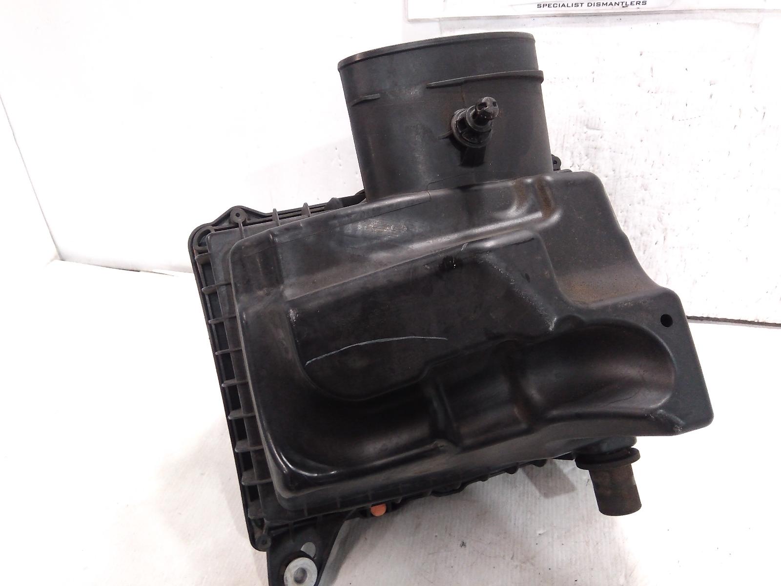 2018 Holden Equinox Air Cleaner/Box View Auto part Air Cleaner/Box Holden Equinox 2018