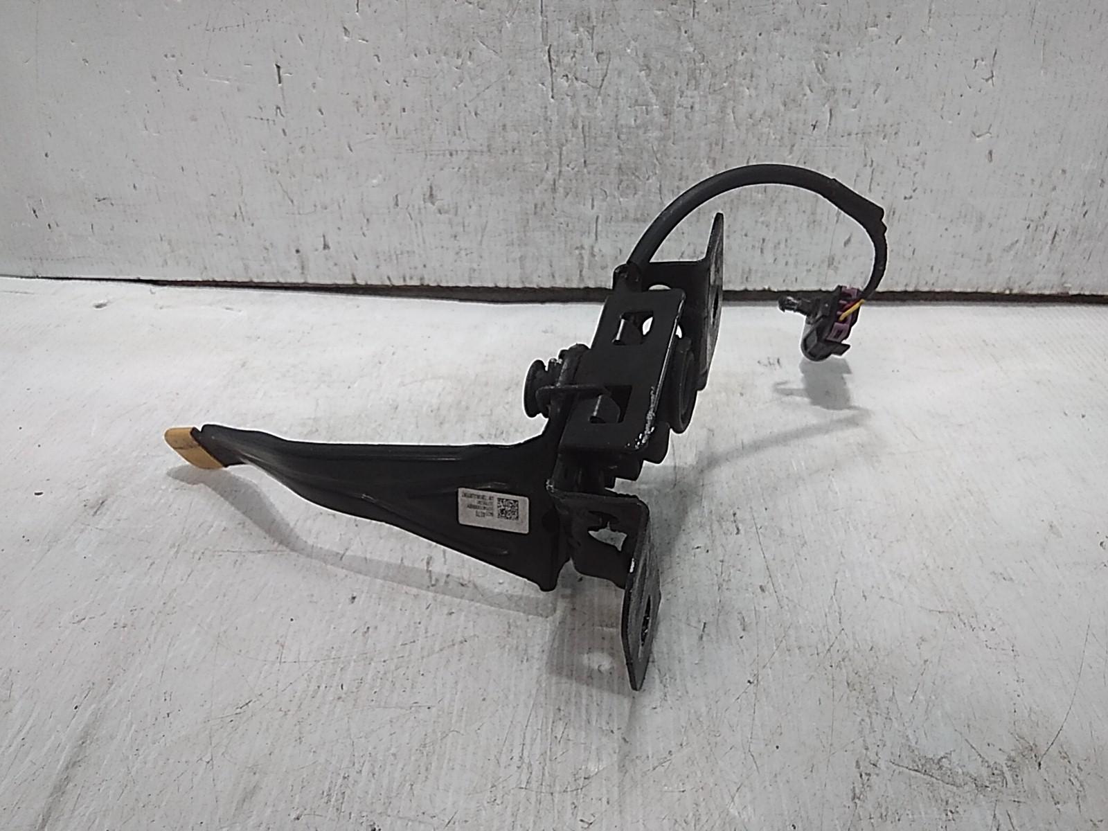 2018 Holden Equinox Bonnet Lock/Support View Auto part Bonnet Lock/Support Holden Equinox 2018