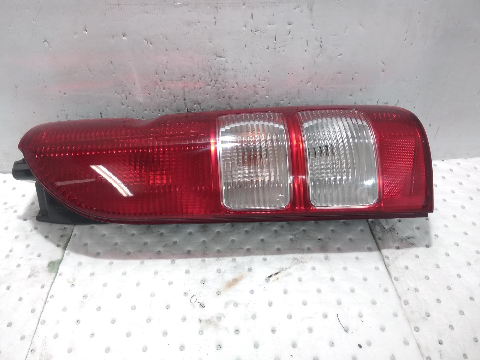 2007 Toyota Hiace Right Taillight View Auto part Right Taillight Toyota Hiace 2007