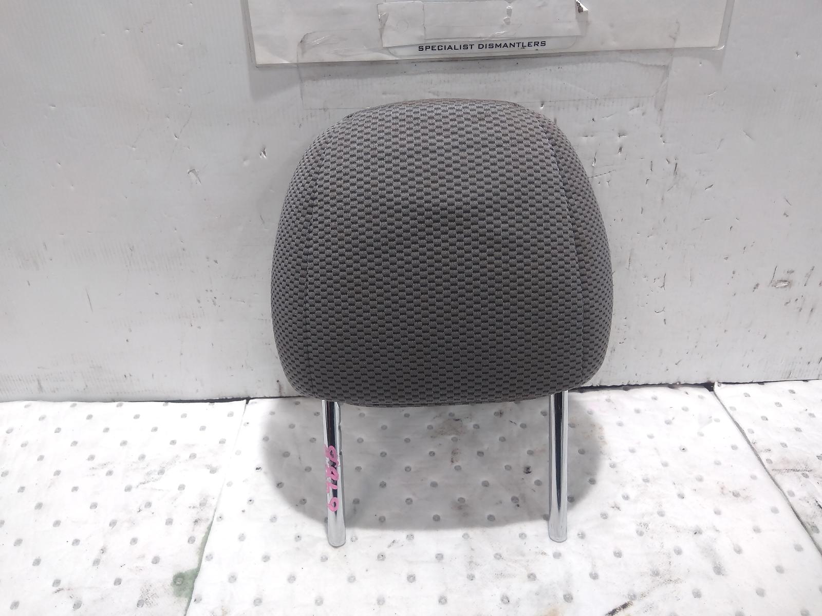 2007 Toyota Hiace Headrest View Auto part Headrest Toyota Hiace 2007