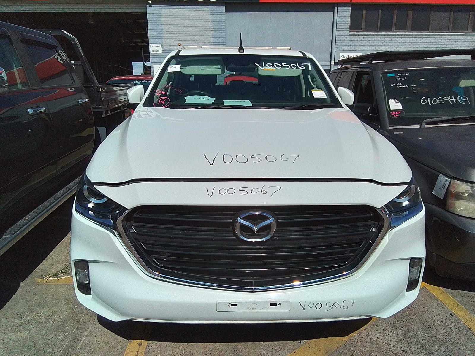 Glove Box Bt50 Mazda 2021