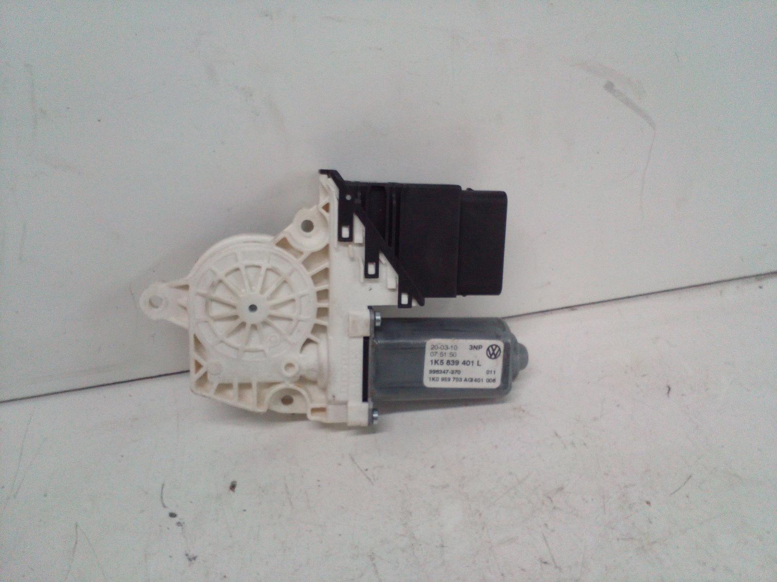 View Auto part Left Rear Wnd Reg/Motor Volkswagen Jetta 2010