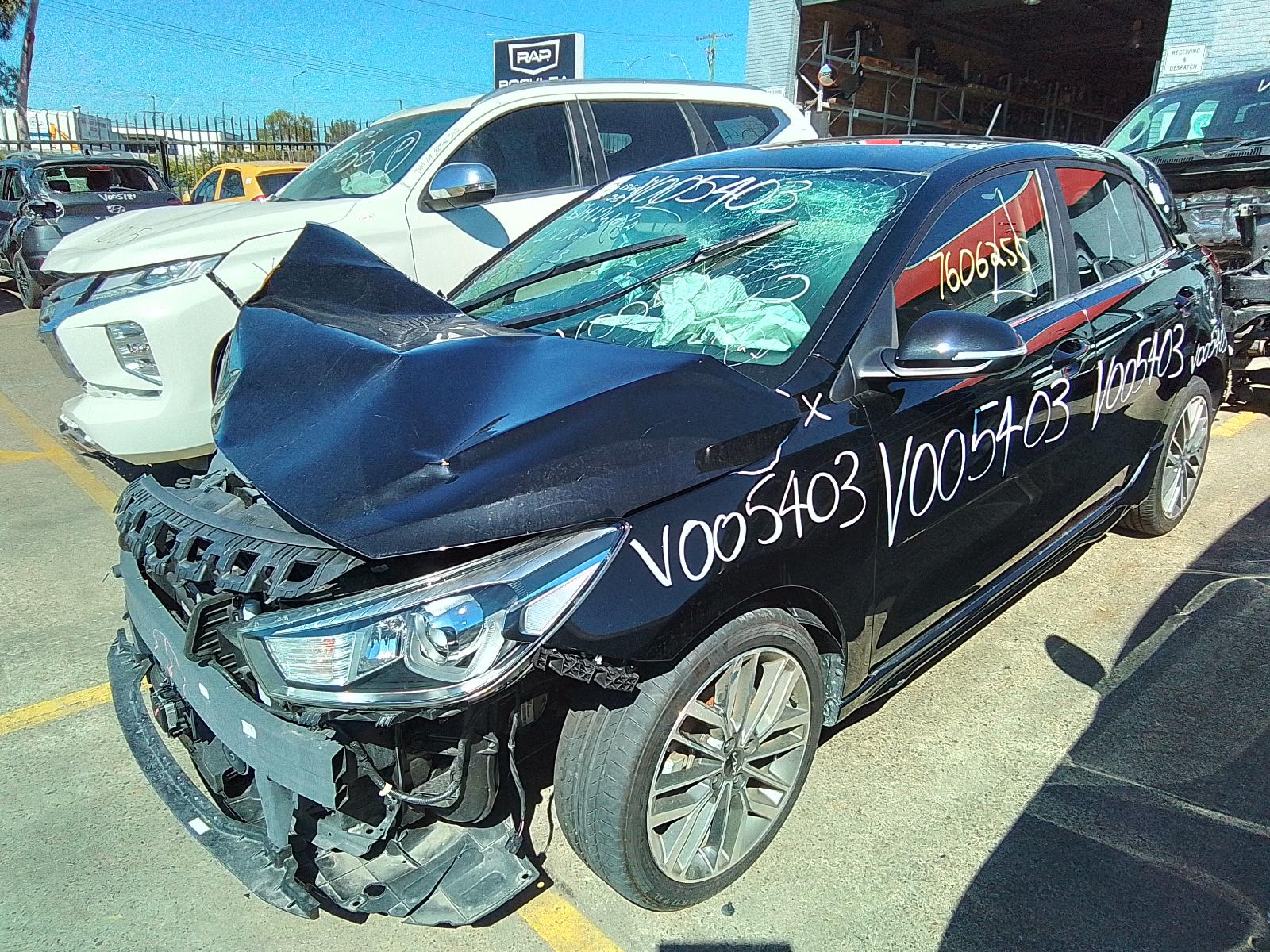 View Auto part Rear Bumper Kia Rio 2022