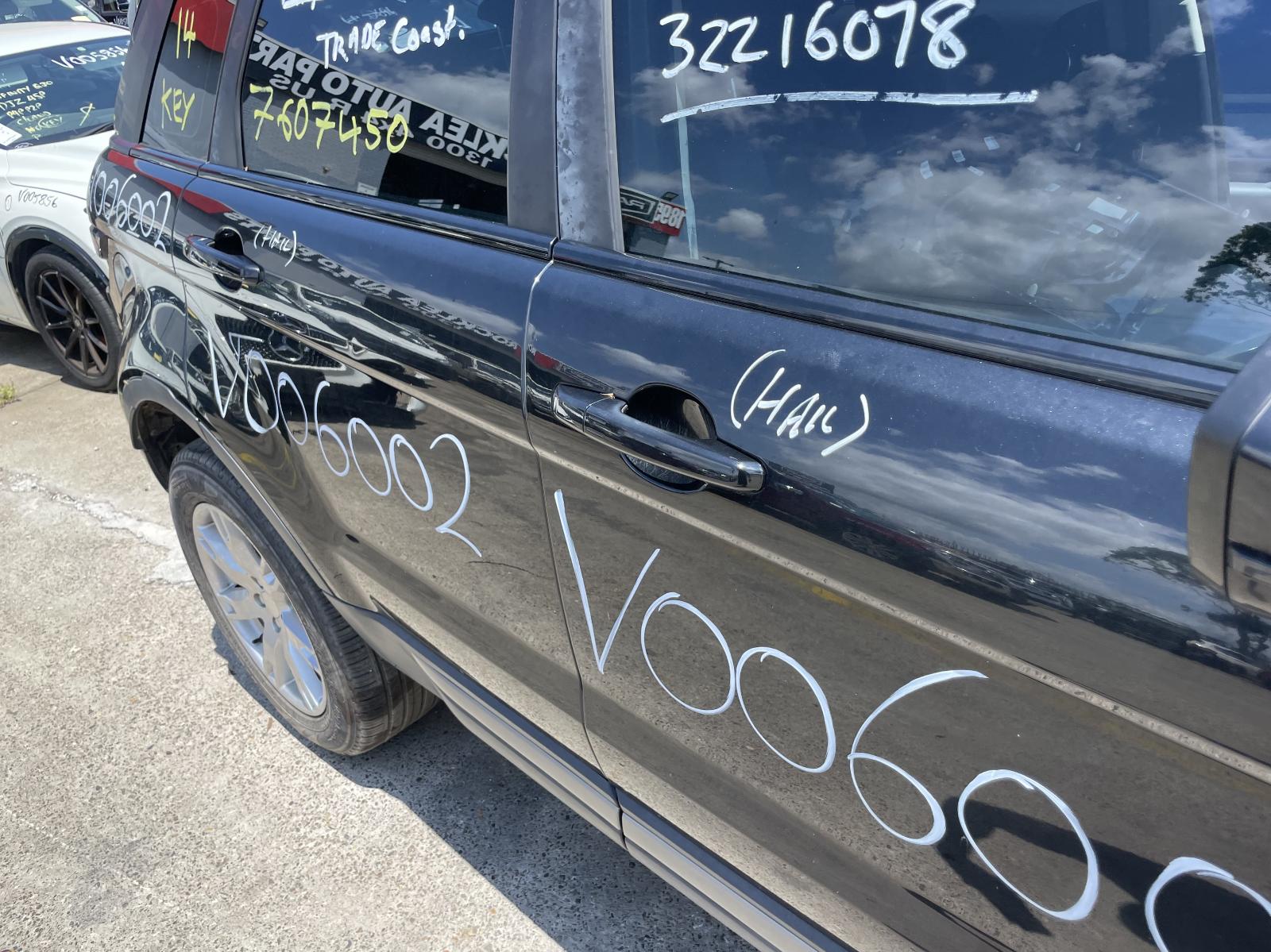 View Auto part Radiator Support Land Rover Rangerover Evoque 2014