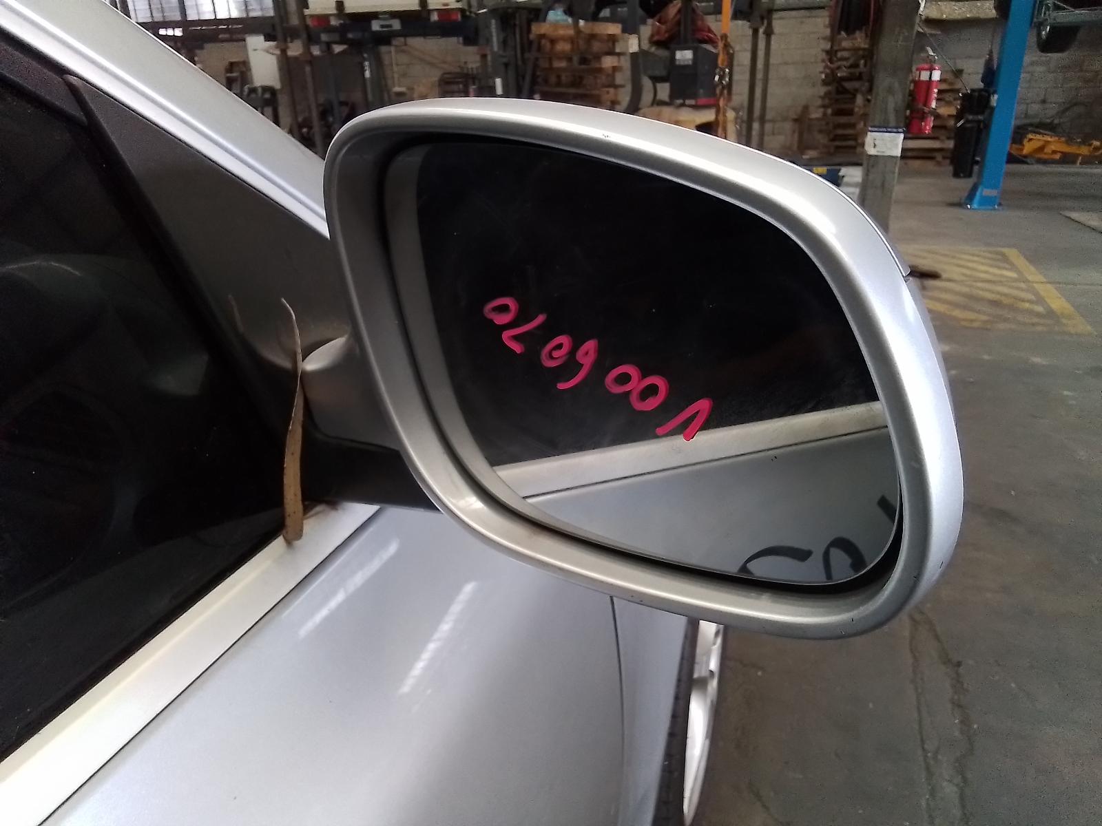 View Auto part Engine Porsche Cayenne 2003