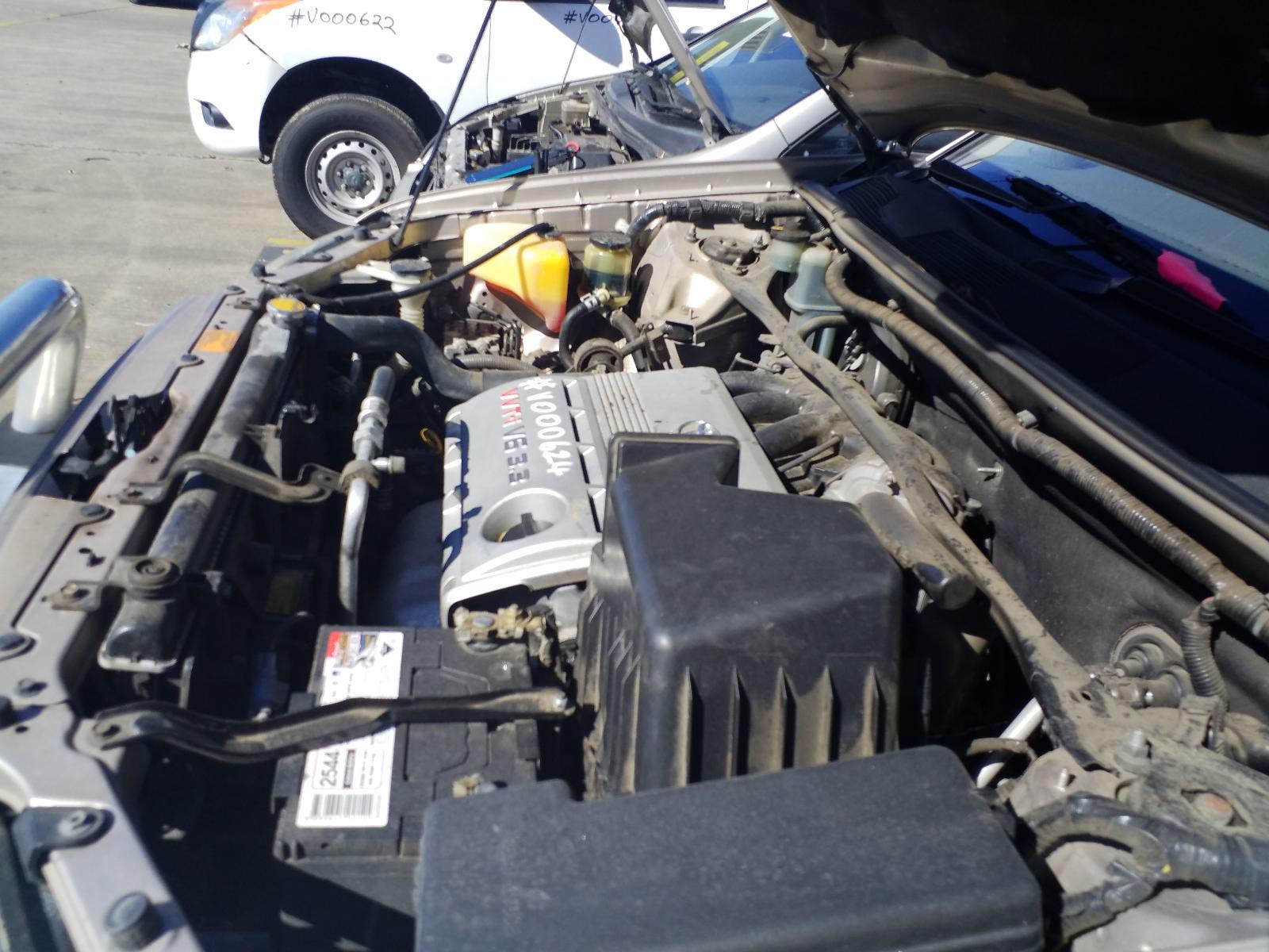 View Auto part R/Bar Bracket/Reinfo Toyota Kluger 2004
