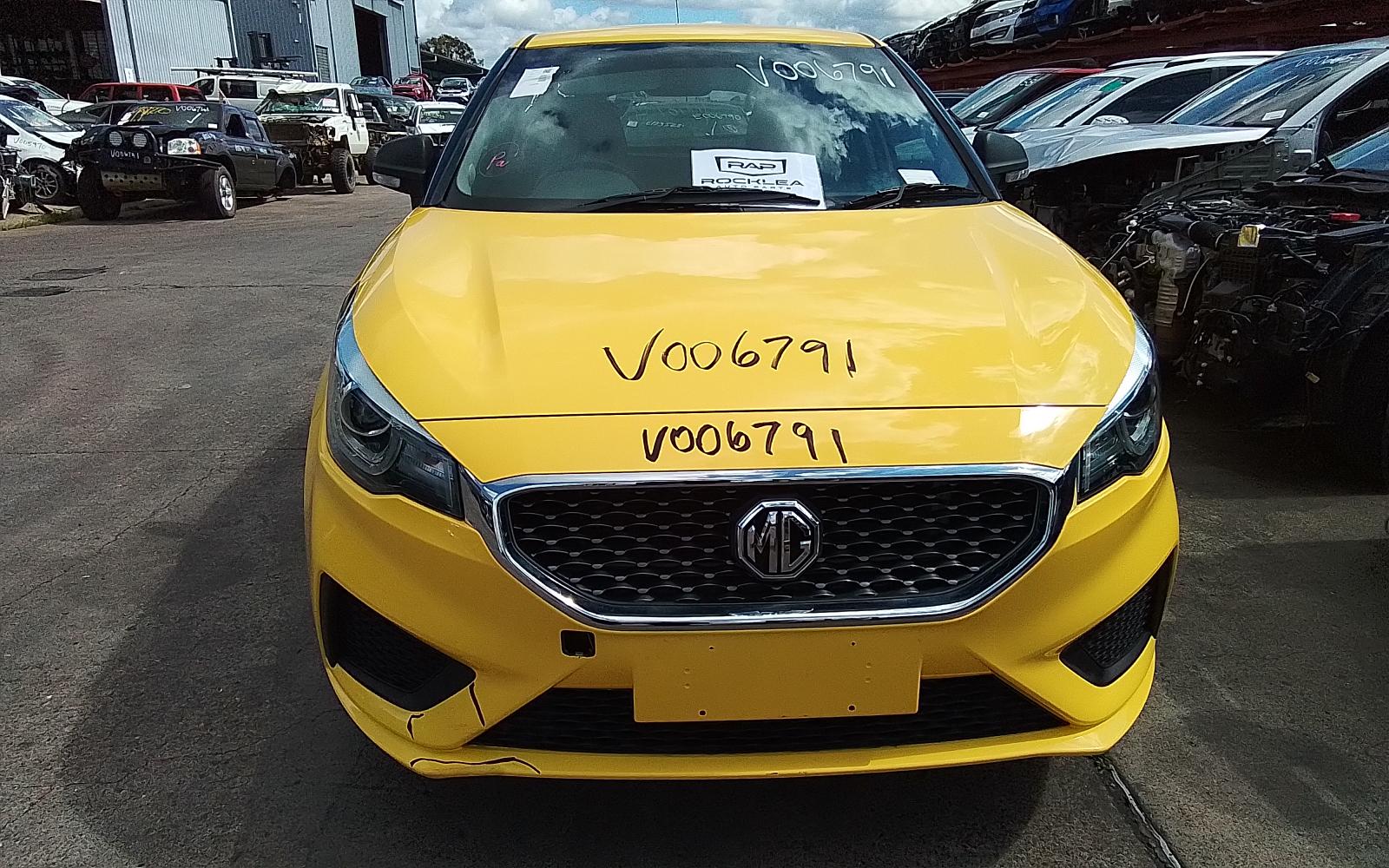 View Auto part Console Mg Mg3 2020