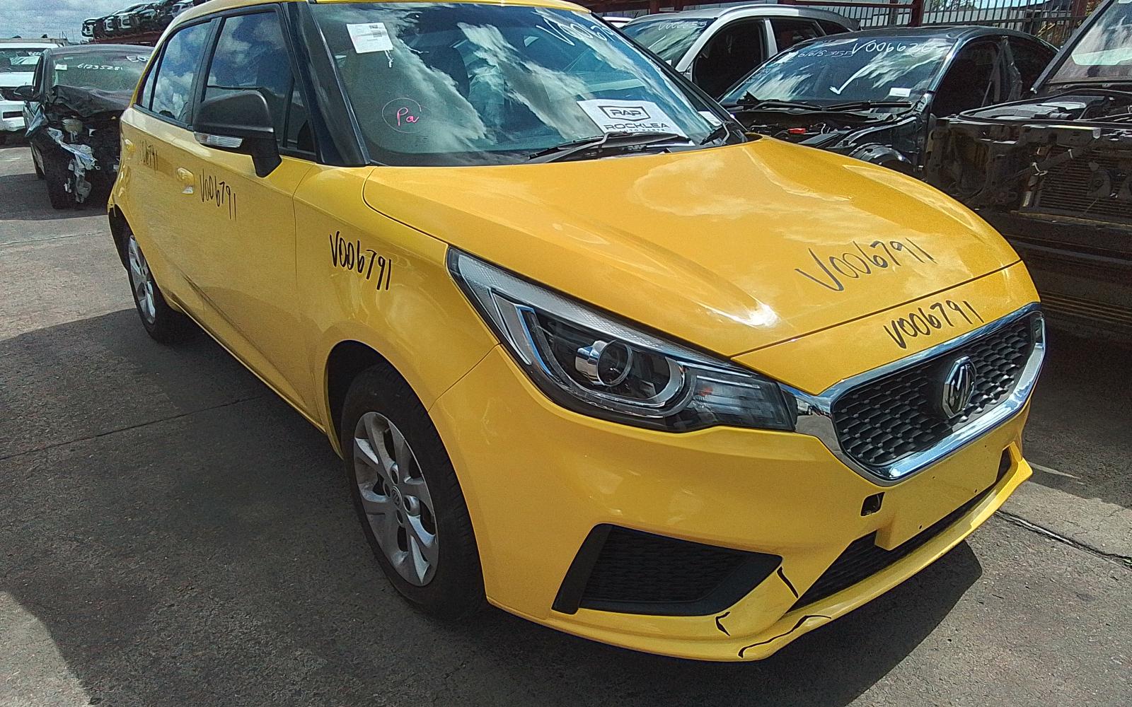 View Auto part Console Mg Mg3 2020