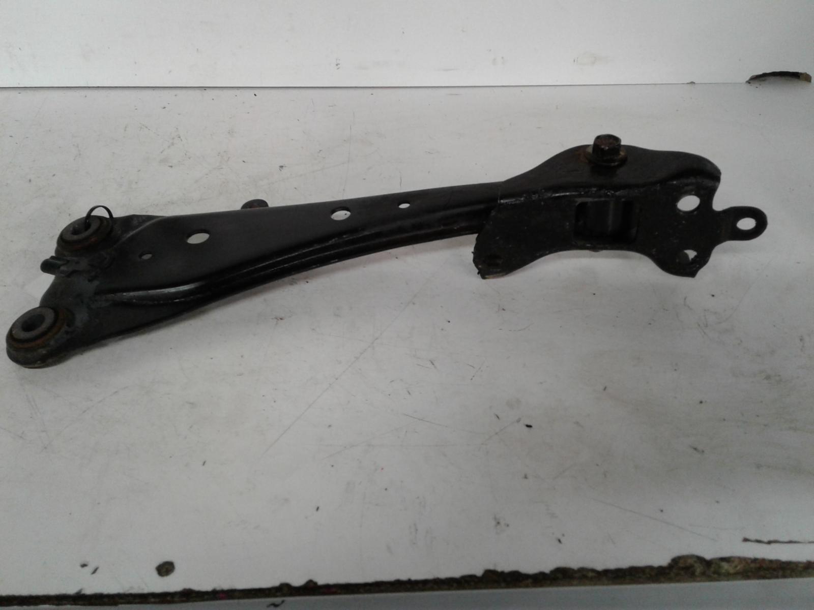View Auto part Left Rear Trailing Arm Toyota Rav4 2014