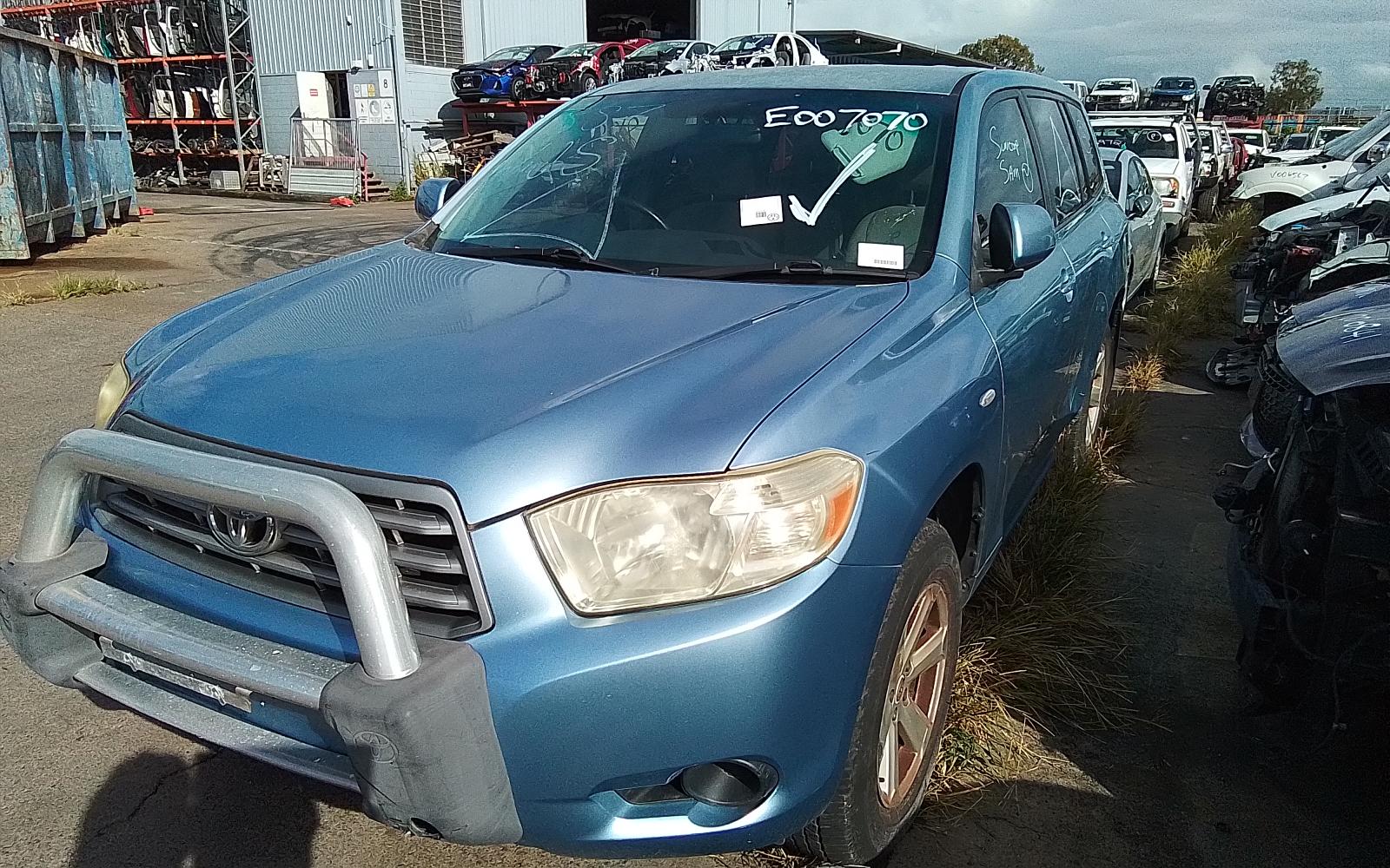View Auto part Front Bumper Toyota Kluger 2008