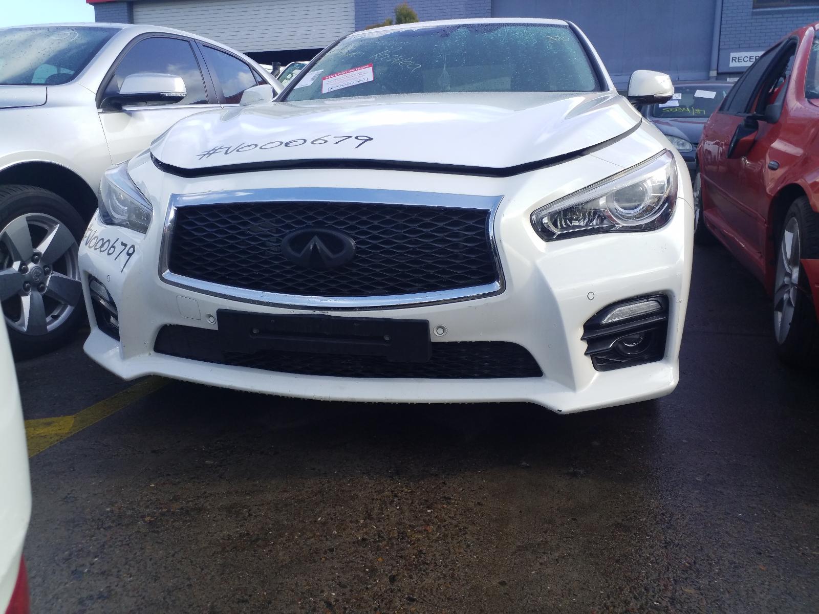 View Auto part Console Infiniti Q50 2016