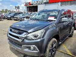 View Auto part Radiator Isuzu Mu-x 2020