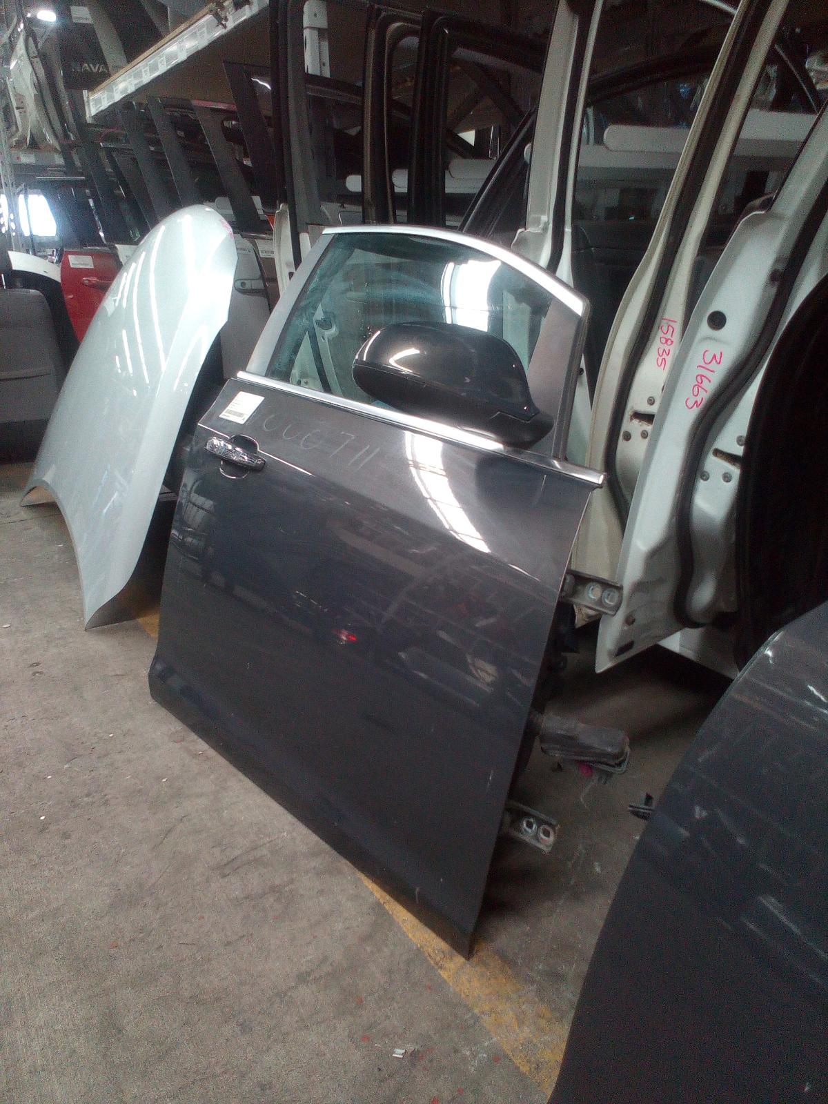 2013 Opel Astra Right Front Door View Auto part Right Front Door Opel Astra 2013