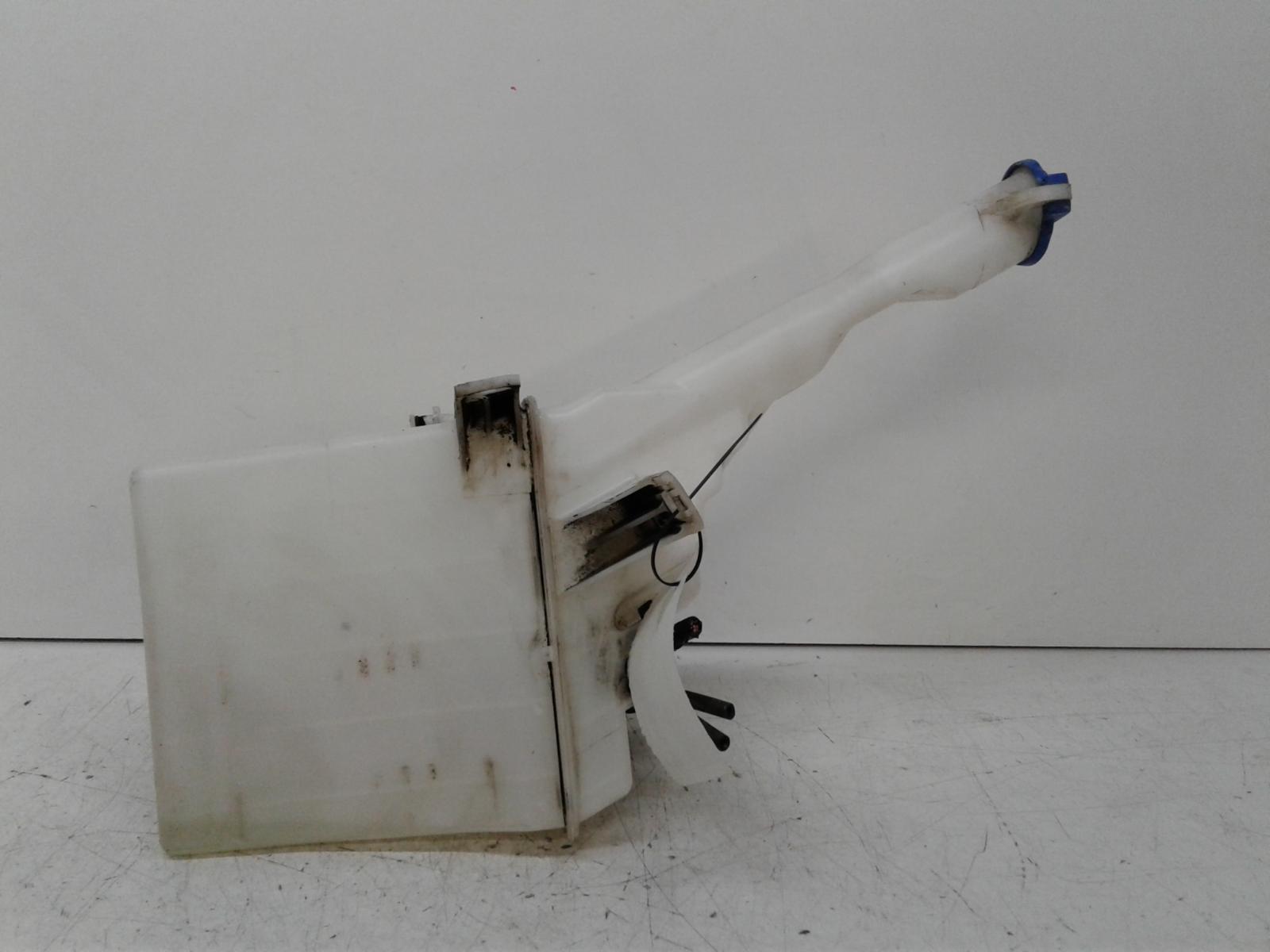 View Auto part Washer Bottle Hyundai I20 2011