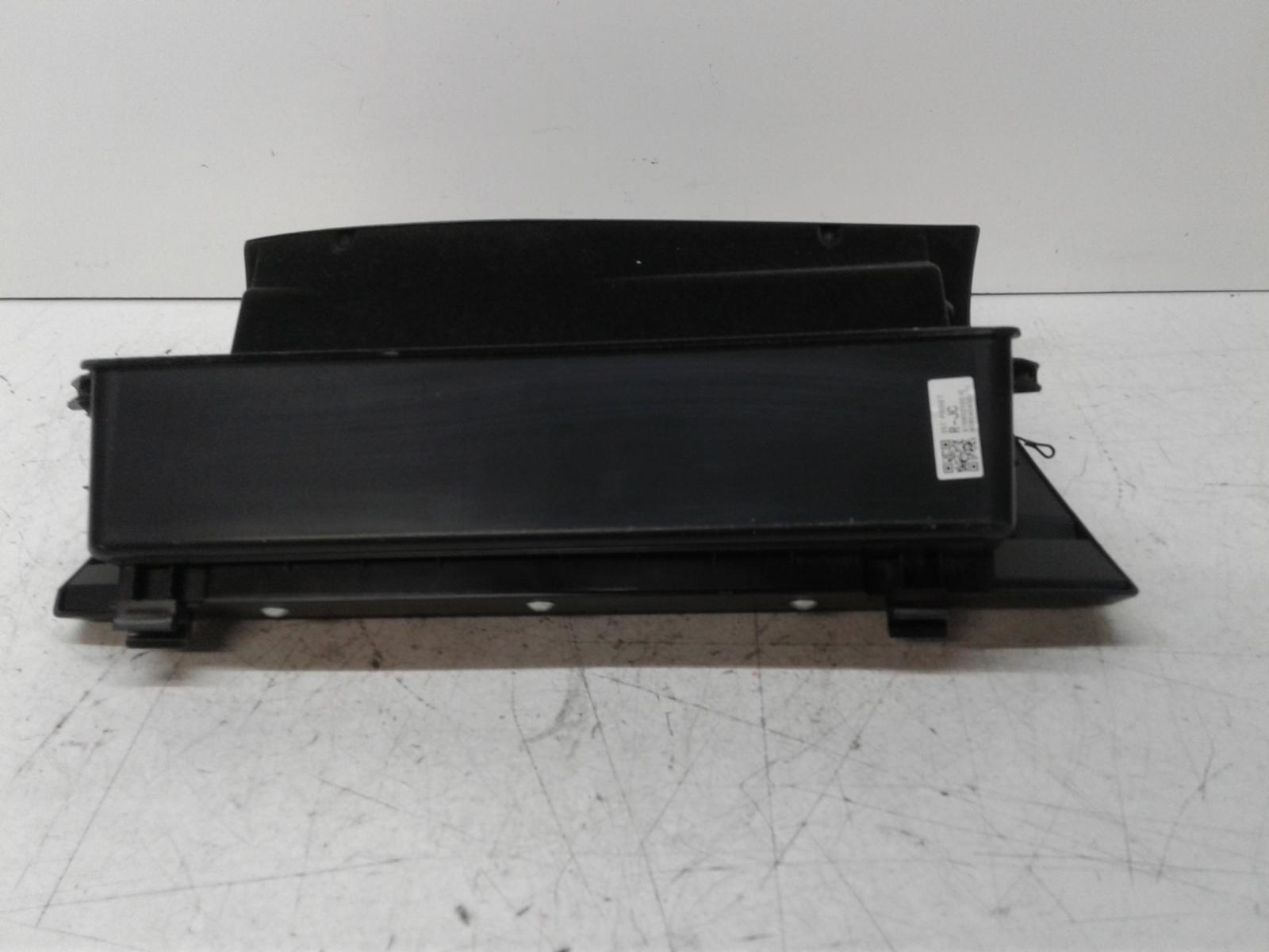 View Auto part Glove Box Subaru Outback 2008