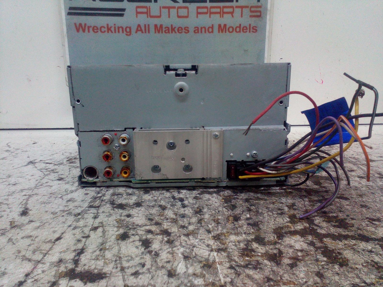 View Auto part Radio/Cd/Dvd/Sat/Tv Kia Sportage 2007