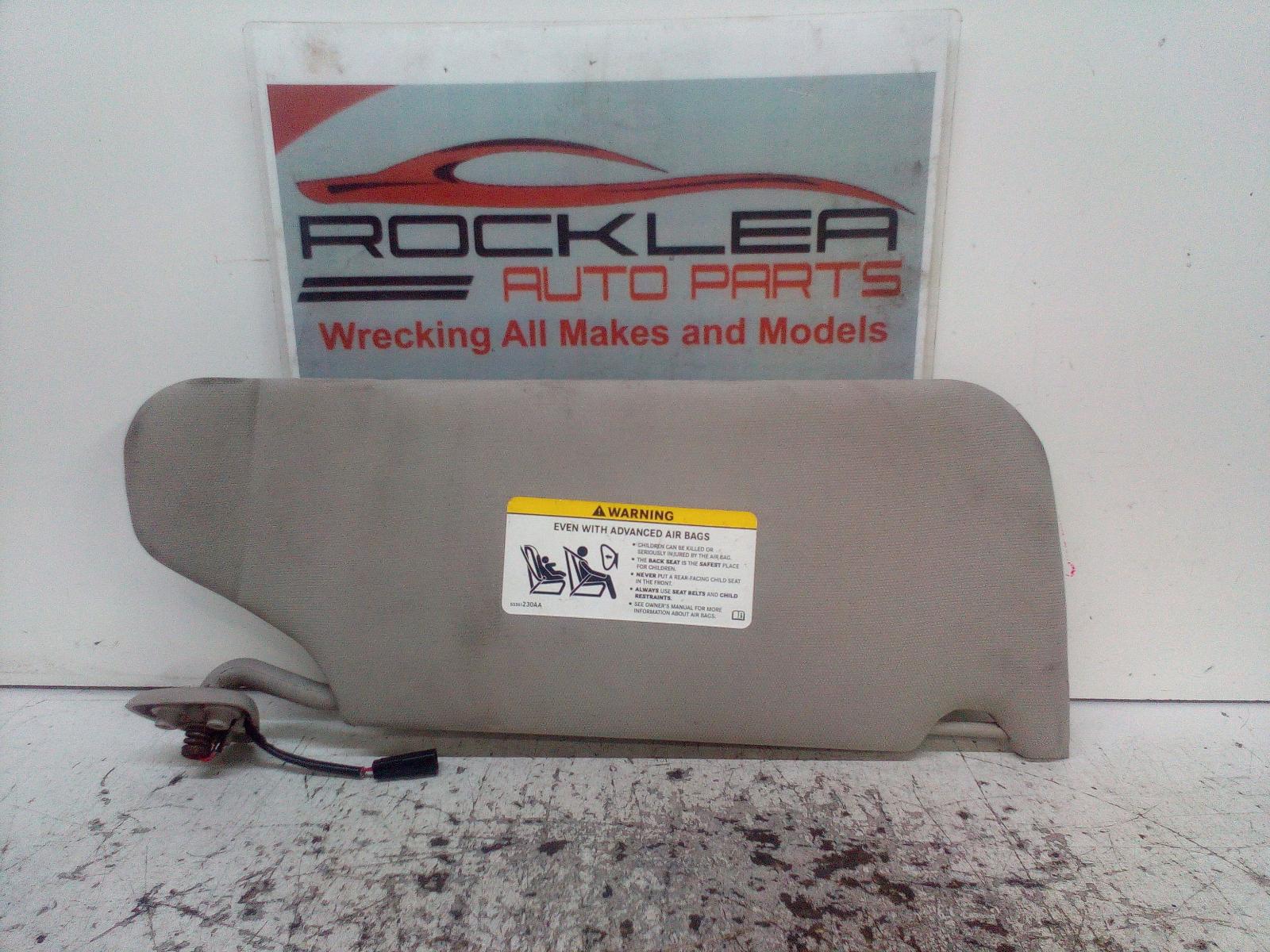 View Auto part Sunvisor Chrysler 300c 2007