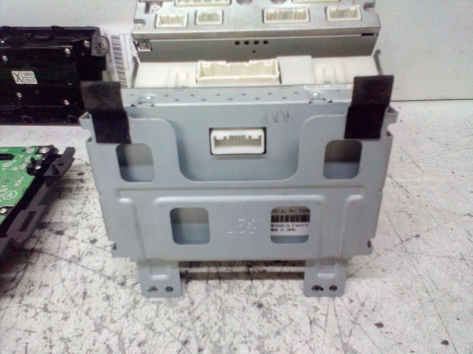 View Auto part Radio/Cd/Dvd/Sat/Tv Nissan Murano 2009