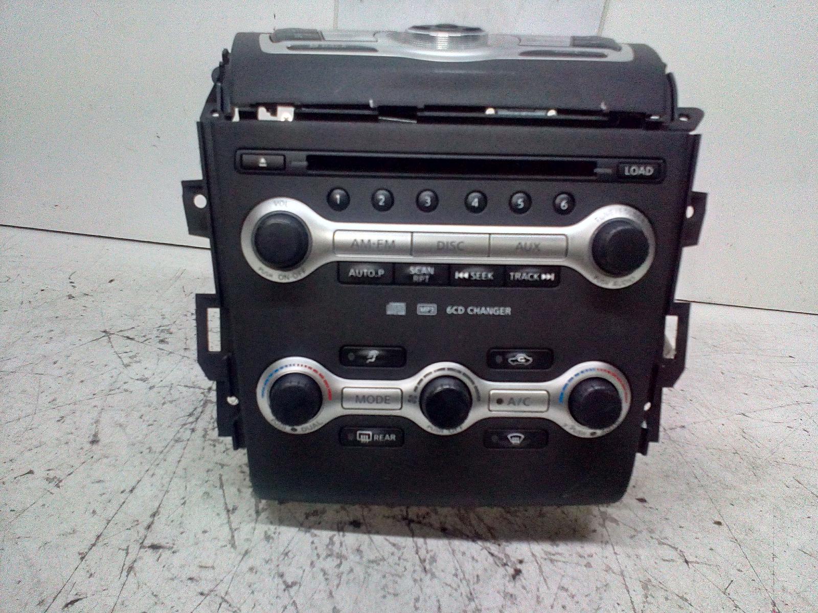 View Auto part Radio/Cd/Dvd/Sat/Tv Nissan Murano 2009
