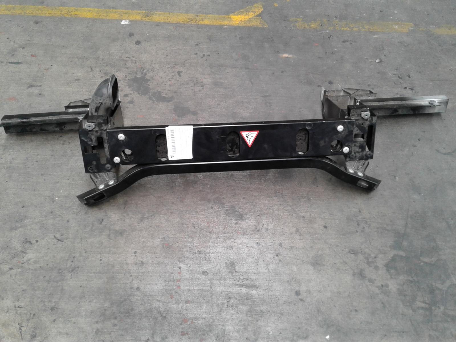 View Auto part Radiator Support Bmw X3 2013