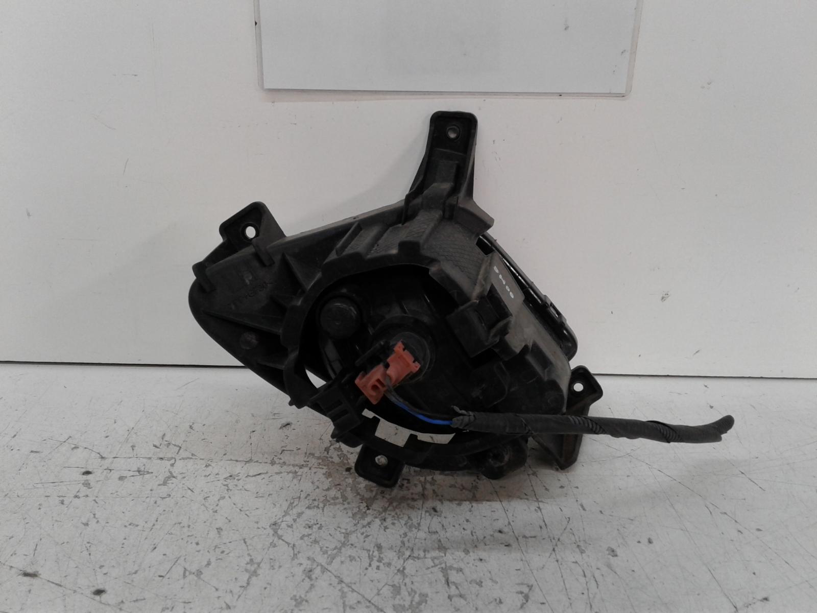 2012 Hyundai Ix35 Left Indicator/Fog/Side View Auto part Left Indicator/Fog/Side Hyundai Ix35 2012