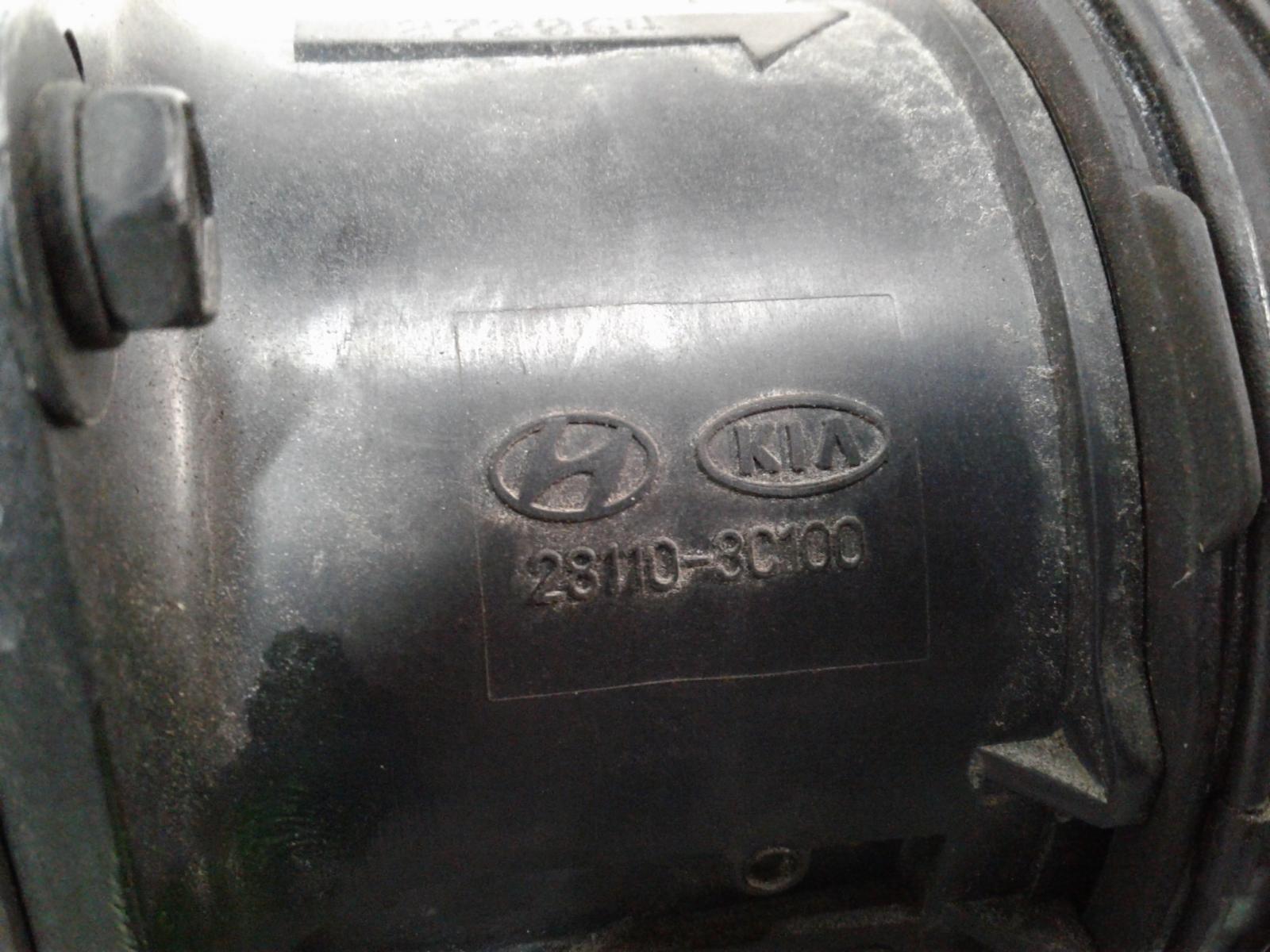 2007 Kia Carnival/grand Carnival Air Cleaner/Box View Auto part Air Cleaner/Box Kia Carnival/grand Carnival 2007
