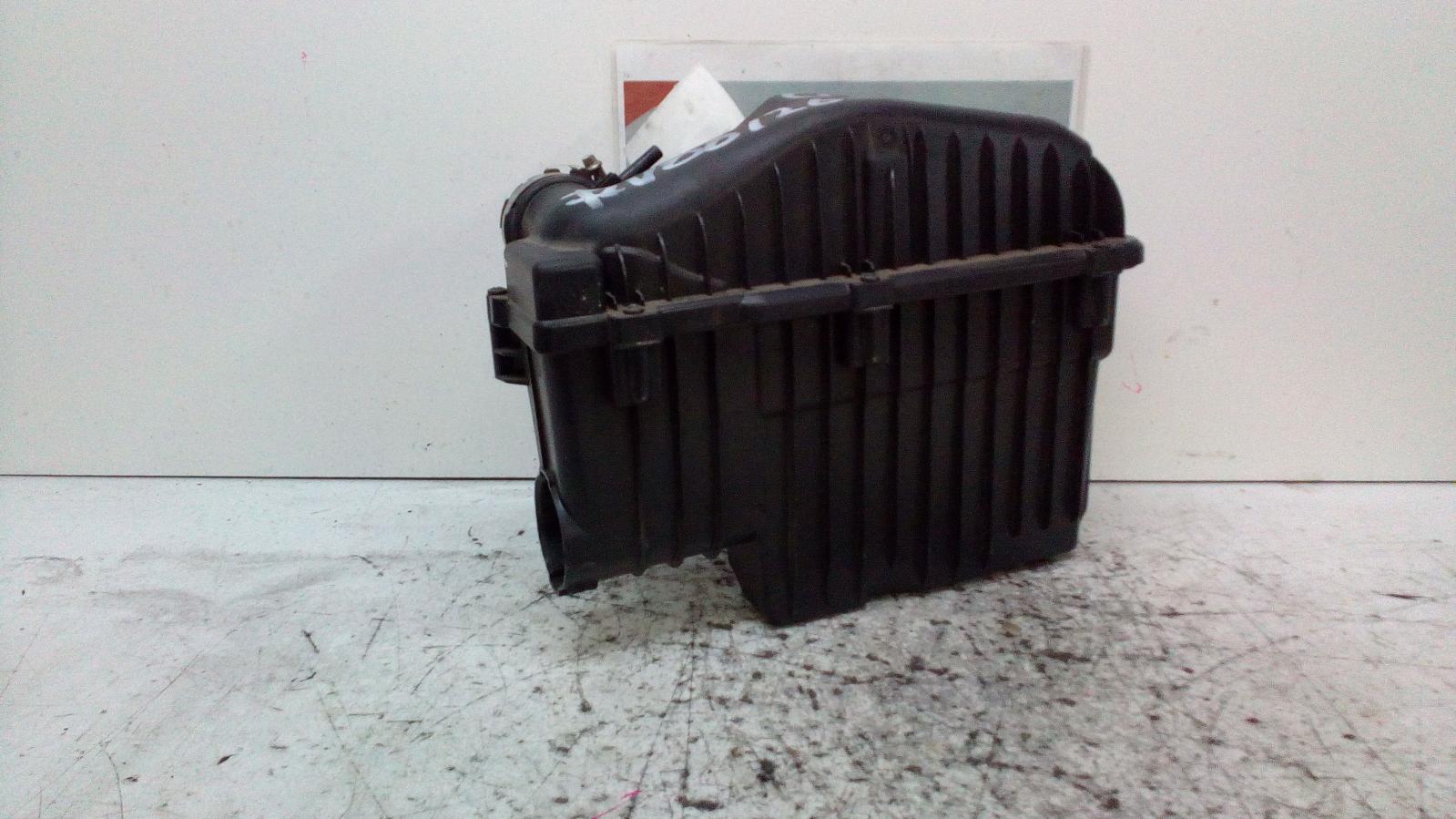 View Auto part Air Cleaner/Box Peugeot 2008 2014
