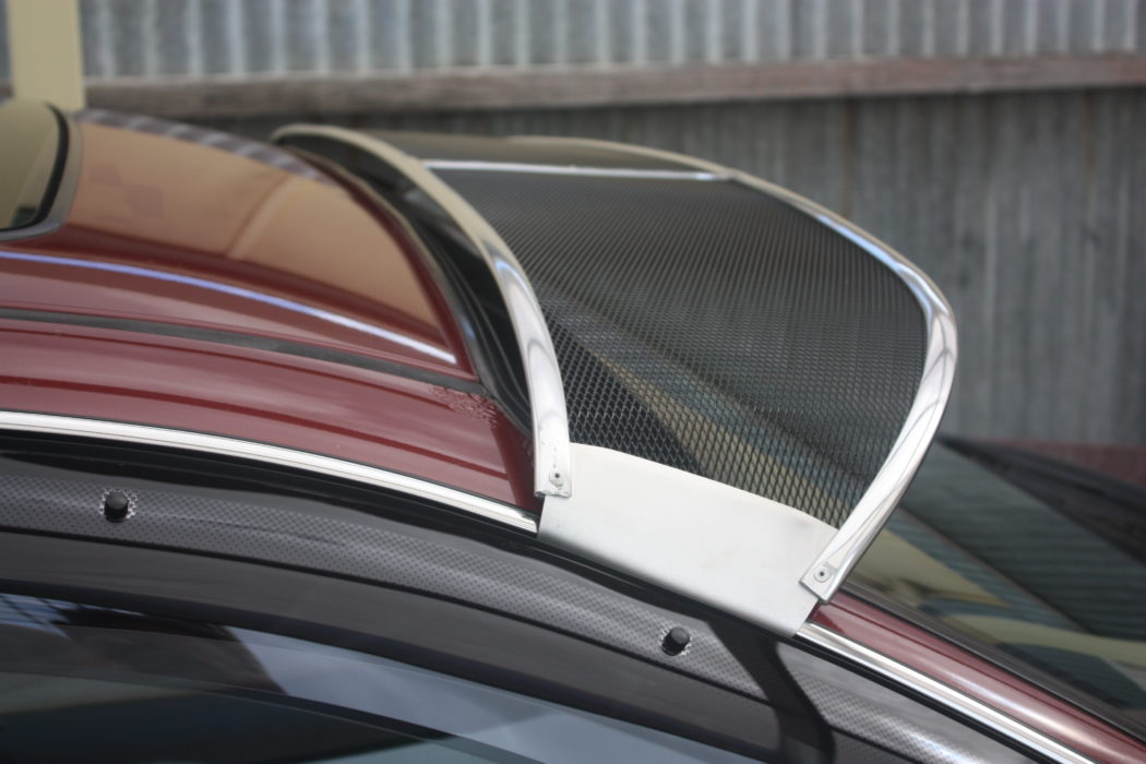 Black Mesh Windscreen Sunvisor Holden Commodore VTVZ 4dr Sedan/Wagon/Ute Roof Rack World