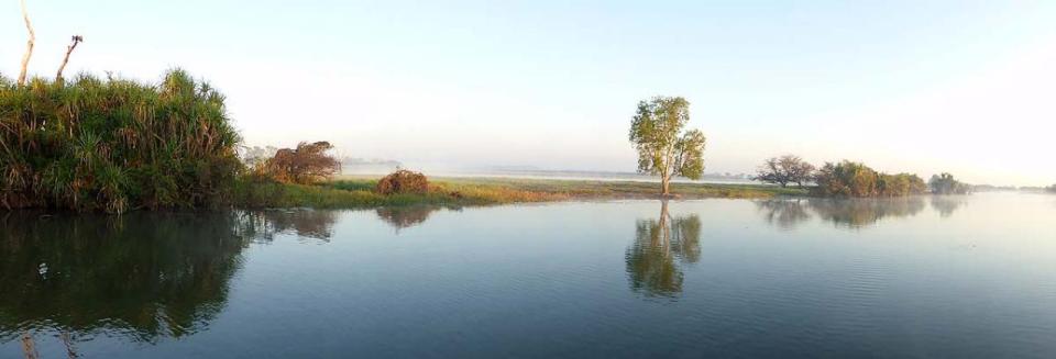 Yellow Water Cruises - Gagudju Dreaming