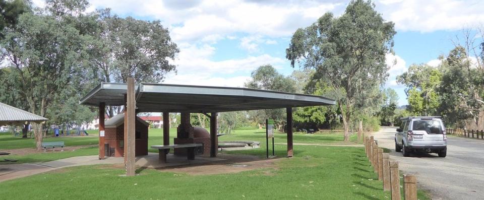 Albury Community Wood Fired Oven
