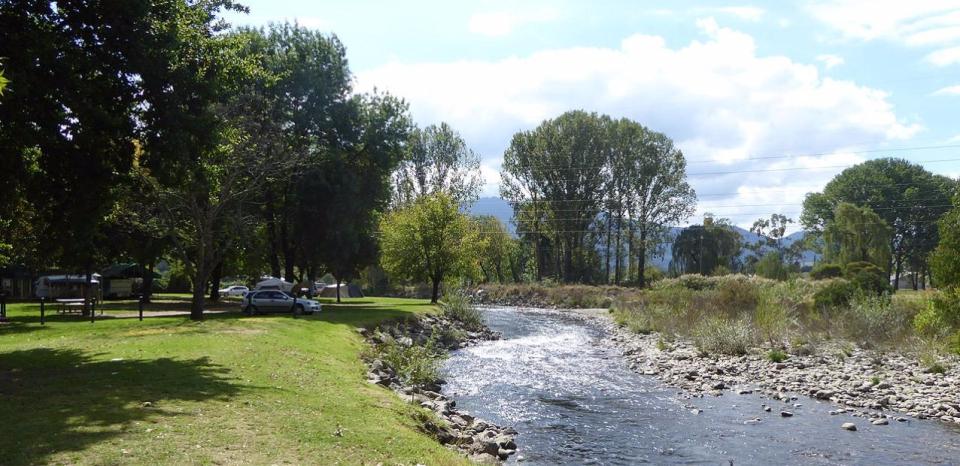 Mount Beauty Holiday Centre