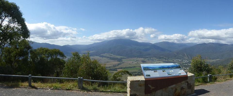 Sullivans Lookout