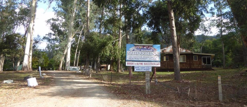 Bright Backpackers Outdoor Inn