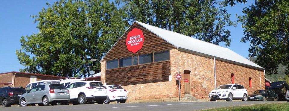 Bright Chocolate Bean to Bar