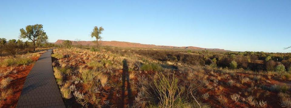 Kings Canyon Resort Sunset Walk