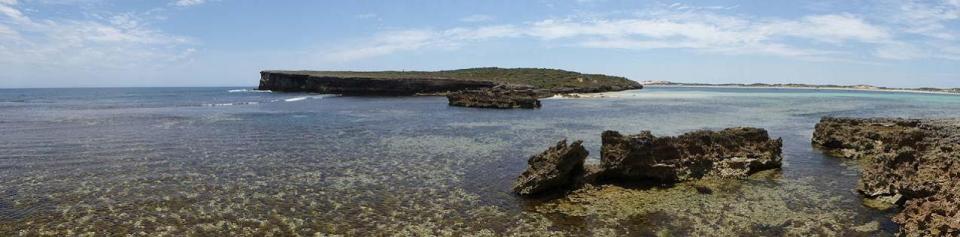 Pondalowie Bay