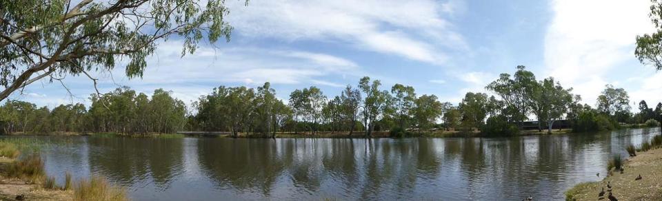 Lake Benalla Walk