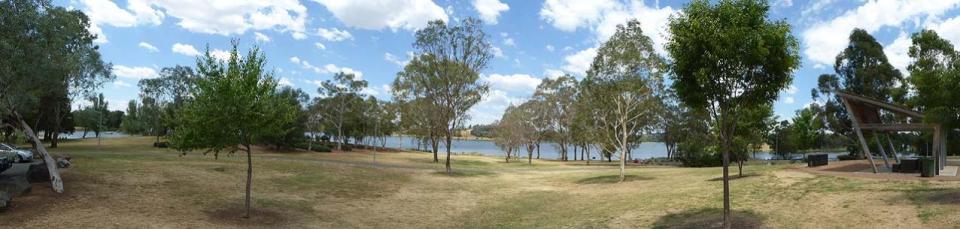Lake Ginninderra Western Foreshore