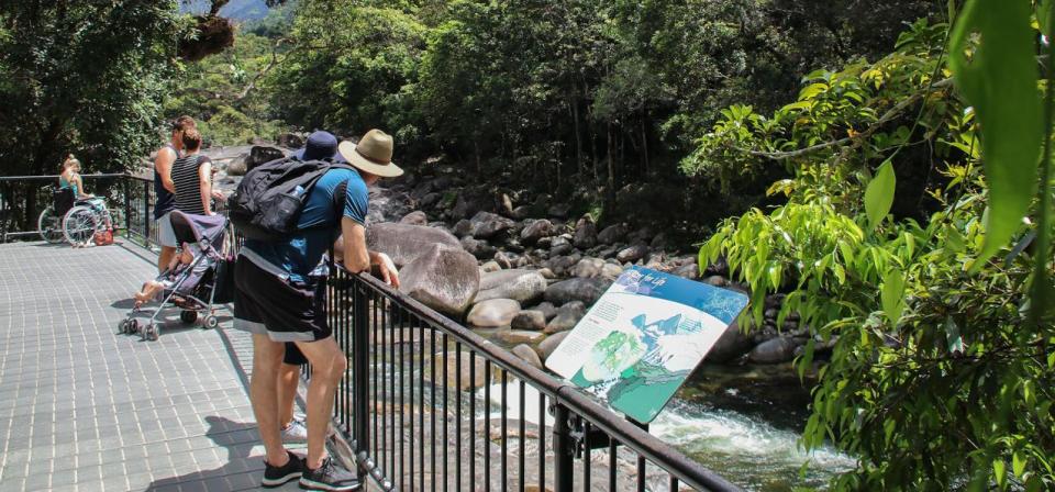 Mossman Gorge