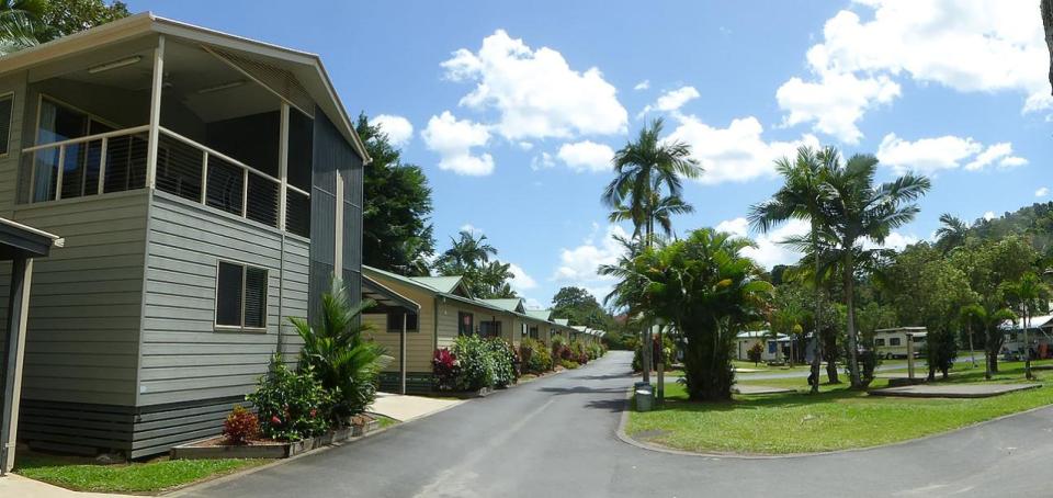 BIG4 Cairns Crystal Cascades Holiday Park - Cabins