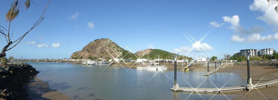 Rosslyn Bay Harbour