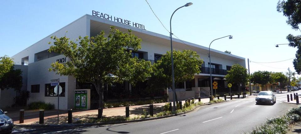 Beach House Hotel