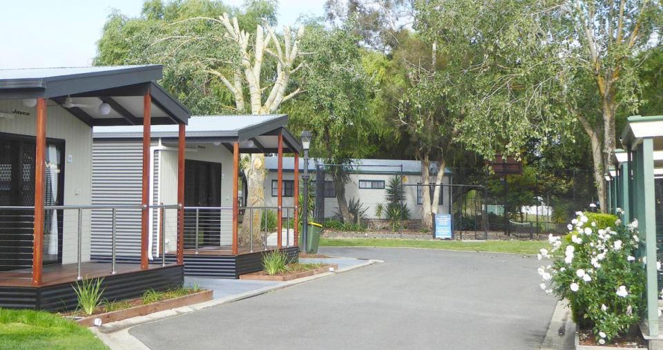 Three-bedroom Deluxe Cabin