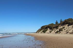 Go to Old Bar Beach, Old Bar NSW