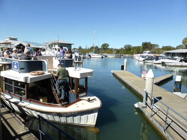 Noosa Ferry River Cruises