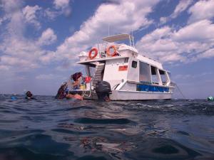Go to Coral Bay Ecotours, Coral Bay WA 